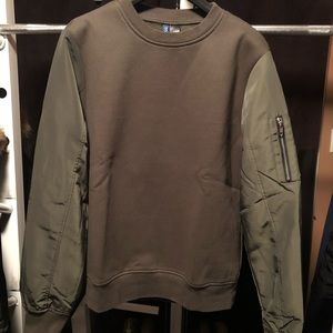 H&M army green sweater with polyester sleeves
